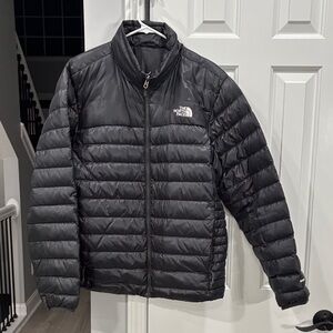 The North Face Men's black Puffer Jacket in size large